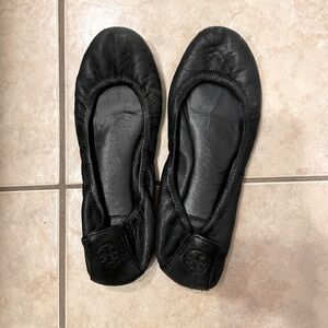 Tory Burch womens leather elastic ballet flats shoes back logo size 7.5